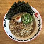 Tonkotsu Aiga Afureteru Ramen Toriko - 極めて濃厚豚骨ラーメン 上から