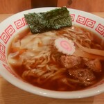鶴松富士 - 中華そば(平打ち麺)ワンタントッピング