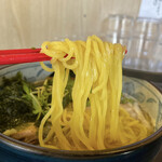 支那そば分田上 - 塩ラーメンは細麺。