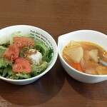 つつじ亭 - ランチのスープとサラダ