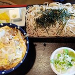 Yajuu - かつ丼＋おそば・９９０円