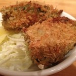 飲食笑商何屋ねこ膳 - ピーマン牡蠣詰め