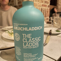 TOKYO Whisky Library - 