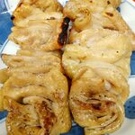 宇ち多゛ - シロ塩です　この後、カシラのお酢に絡めたり、煮込みに入れたりして味変します