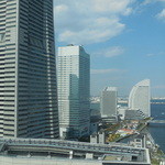 横浜モノリス - 窓際からの眺め