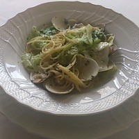 リストランテ・サリーレ - 蛤とレタスのパスタ