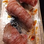 Yakiniku 名もなき名店へ 一切入魂一枚売り焼肉 - 