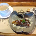 茶菓房 林檎の樹 - アップルパイとコーヒー　料理にプラス¥720