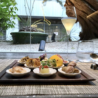 熱香森 - 特製前菜八種盛り