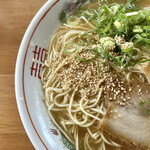 一楽ラーメン - 大盛りラーメン左側！