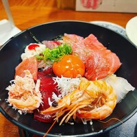 味菜 - 海鮮丼+生卵