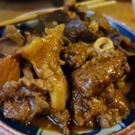 宇ち多゛ - 煮込み　180円