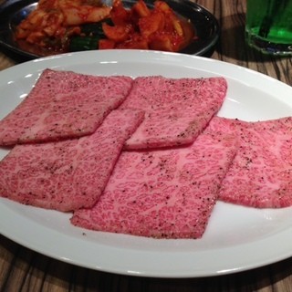 焼肉 ジャンボ 本郷店
