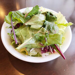 トムズ - ランチのサラダ