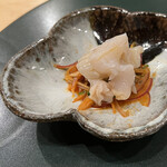 和の食 樹翠 - バイ貝をミョウガ、赤玉ねぎと。