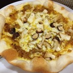 イタリア食堂　ちぇるきお - 自家製キーマカレーのピザ （￥1100）