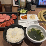 Yakiniku Ougon No Ushi - 塩タン＆ハラミセット1,880円