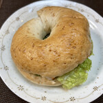 hinami - エビアボカドベーグル