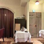 Giglio - 店内のテーブル席の風景です