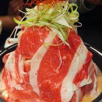 焼肉 にくなべ屋 神戸びいどろ 北野坂店 - 白肉鍋