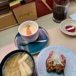天下寿司 - 茶碗蒸し、野菜汁、マグロ納豆