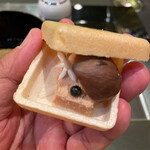 トゥ・ラ・ジョア イズム - 