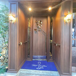 トゥ・ラ・ジョア イズム - 