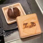 トゥ・ラ・ジョア イズム - 