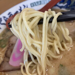 こだわりの　やぐらラーメン - 中細ストレート麺。及第点。