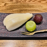 温石 - 【写真㉑】オーロラ（洋梨） シャインマスカット 巨峰