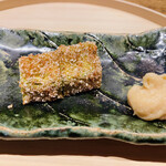 温石 - 【写真⑥】緑茄子のおかき揚げ 白味噌ペースト