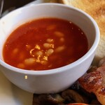 Crown Hotel - 豆のスープ