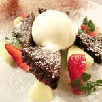 Giglio - パスタ+前菜+デザート 1680円 のガトーショコラ、アイス、フルーツ