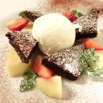 Giglio - パスタ+前菜+デザート 1680円 のガトーショコラ、アイス、フルーツ