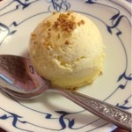 歳一六 - 蕎麦のアイス