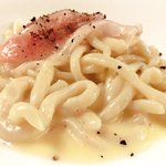 Giglio - パスタ+前菜+デザート 1680円 のイタリア産グアンチャーレを乗せた シエナ伝統のパスタ ”イ・ピーチ” カーショ　エ　ペーペ
