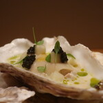 フィエルテ - 岩手県 大船渡 牡蠣/福島県産 白桃/仏産 キャビアアップ