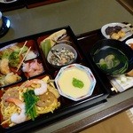 五穀豊穣 旬どころ 花のや - お花見弁当1580円