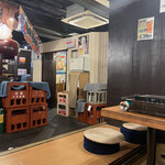 Kaisen Donya Sannomiya Seriichi - 広々店内‼️この雑多感が素敵⁽⁽ଘ( ˊᵕˋ )ଓ⁾⁾暖簾とか〜