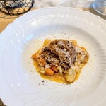 La Brianza - 栗とかぼちゃリゾット仔羊ラグー。このところ仔羊のお料理いただきたいなという気持ちだったのすごく嬉しい♡羊のクセ的な香りはまろやかとても肉々しい美味しい(*˘︶˘*).｡.:*♡後味に仔羊の風味もいい