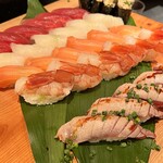 Suzuya Hanare - お好み寿司盛り