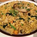 ナマステNIPPON - 特製フライドライス¥500 !! ネパールのチャーハンだそうです。 中華とも違うなんともいえない後を引く味付けで、またリピしたいです！  このお店は、なんでもボリュームがすごいです。。。