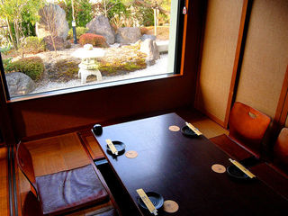 Akane Doki - お座敷は最大60名様まで1室・最大20名様まで1室、テーブル個室は4名様用3テーブル・5名様用2テーブル 御座います