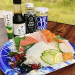 フレンドマート - 料理写真:本鮪入ちょい盛り刺身盛合せ
大関ワンカップ上撰(180ml)
月桂冠THE SHOT華やぐドライ大吟醸(180ml)