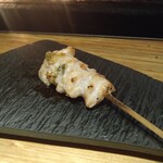 焼鳥 山もと - なんこつ