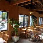 Cafe Dining LÜDERA - 