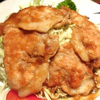 赤坂 ざんまい - 国産豚ロース生姜焼定食 1000円 の国産豚ロース生姜焼