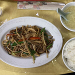 中国飯店 瑞鳳 - 筍炒牛肉絲 1,155円