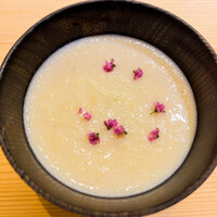 鮨 なんば 日比谷 - （写真/動画: Ins@foodie.skye）