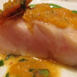 カンテサンス - 下田の金目鯛  黄ピーマンとバジルのソース3